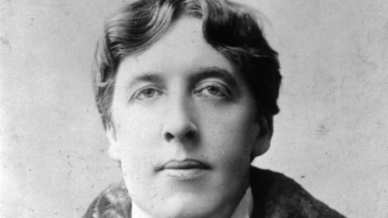 File:Oscar Wilde portrait.jpg