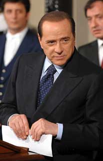 File:Berlusconi incaricato premier 2008 - 2.jpg