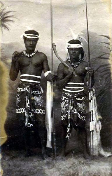 File:Two Kanak (Canaque) warriors holding weapons, New Caledonia.jpg