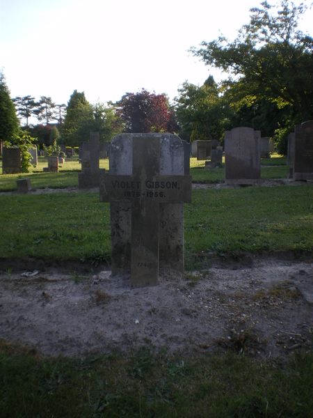 File:Violet Gibson's grave.JPG