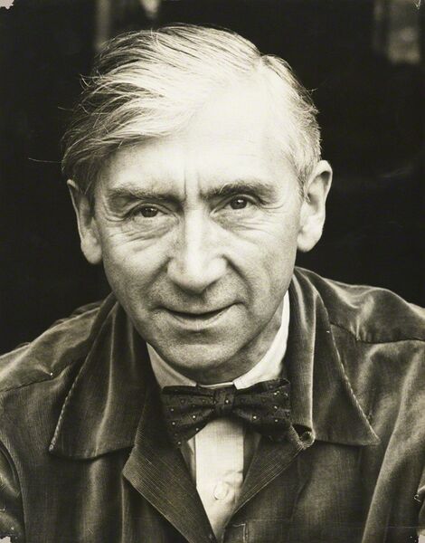 File:Herbert Read.jpg